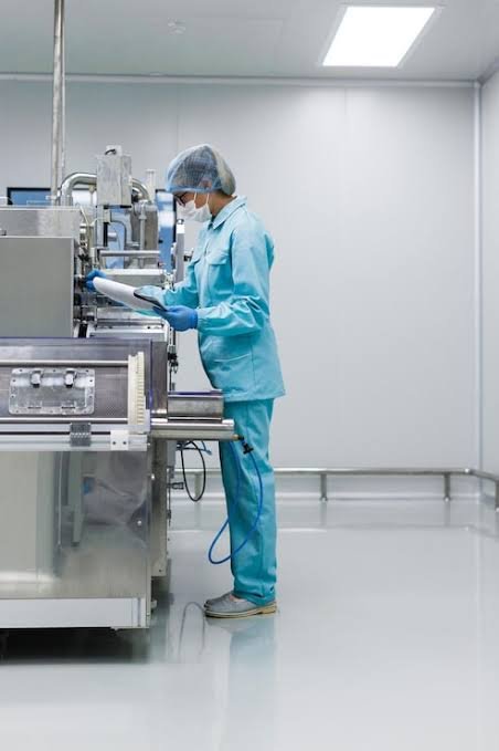 PICTURE SHOWING ROLE OF PHARMACIST IN INDUSTRIAL SECTOR 